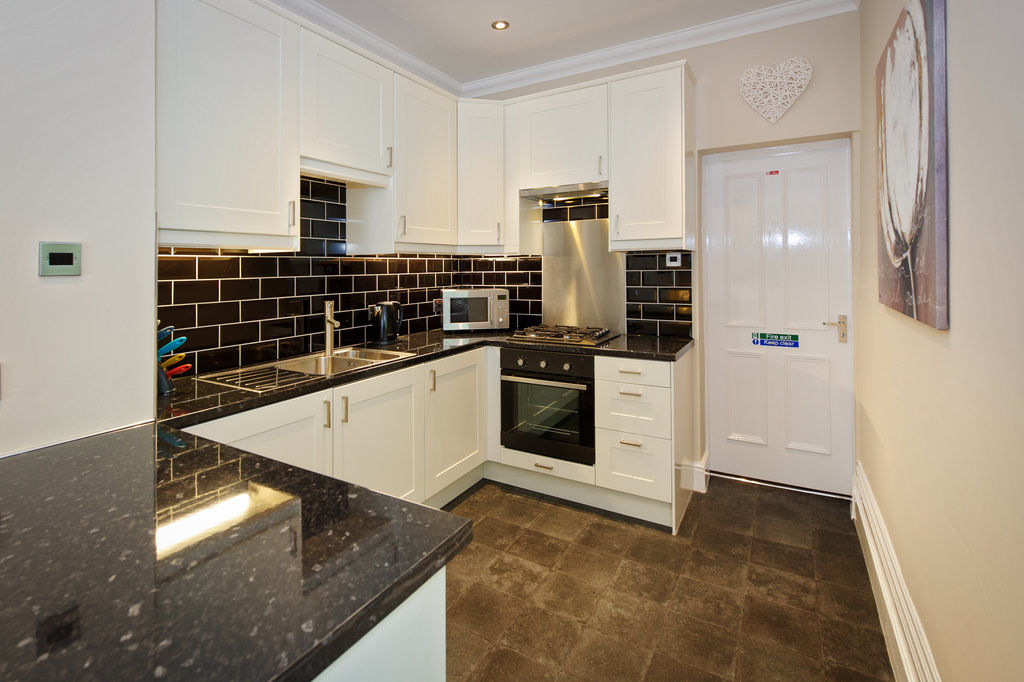 Cheshire Hospitality Ltd T\/A Lennox Lea Studios & Apartments Sale Esterno foto