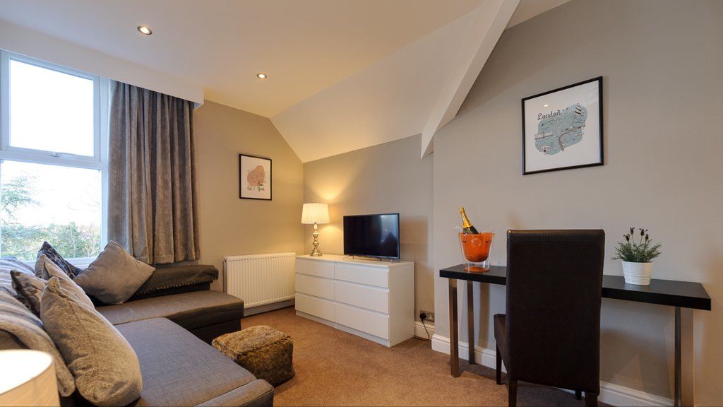 Cheshire Hospitality Ltd T\/A Lennox Lea Studios & Apartments Sale Esterno foto